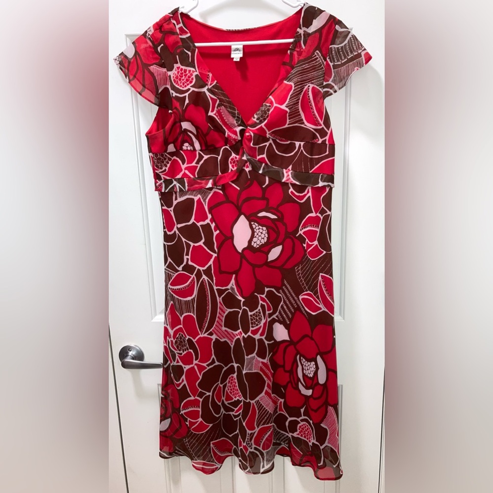 Sangria Womens Red Floral Dress lined zipper on the side Size 14